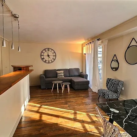 4eme - The Marais - Bhv